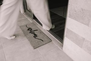 a mat with the words my wedding on it at Casa Arte in Ulcinj