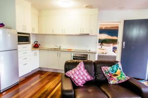 Kuchyň nebo kuchyňský kout v ubytování Coffs Jetty BnB