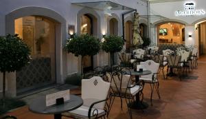 Restauracja lub miejsce do jedzenia w obiekcie Hotel Jägerhorn