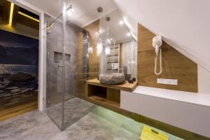 Kúpeľňa v ubytovaní udanypobyt Apartament Studio Lovely SPA