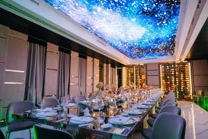 Un restaurant sau alt loc unde se poate mânca la Bra Hotel Bari +75 fotografii
