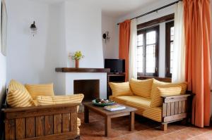 Posezení v ubytování Esperos Suites & Villas