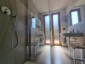a bathroom with a shower and a sink at Albergo Suisse Bellevue in Monterosso al Mare +60 photos