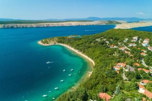 an aerial view of a beach with boats in the water at Apartment Sia in Jadranovo