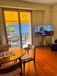 Casa Collina 2 tesisinde bir televizyon ve/veya eğlence merkezi