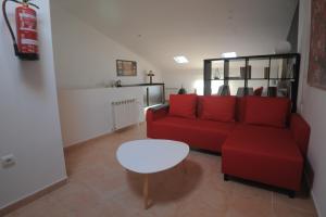 A seating area at Cuencaloft La casa de Los Moralejos