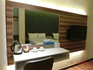 Foto dalla galleria di D Elegance Hotel Nusajaya a Nusajaya