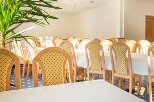 A seating area at Sterzinger Posthotel