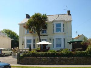 Gallery image of Beechwood House in St Ives