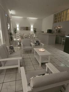 Zona d'estar a Anthousa Hotel