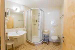 Koupelna v ubytování Residence Weisskugel Langtaufers Südtirol