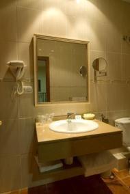 Koupelna v ubytování Hotel Rioja