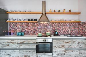 Foto dalla galleria di Centro Houses a Firà Altre 17 foto