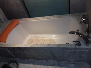 Φωτογραφία από το άλμπουμ του Orange Megastructure LLP στο Σουράτ +31 φωτογραφίες