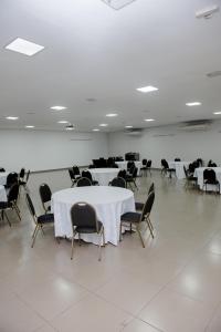 Møde- og/eller konferencelokalet på Colonial Flat Hotel + 87 billeder