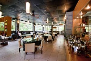Restaurace v ubytování Tingtau Villa