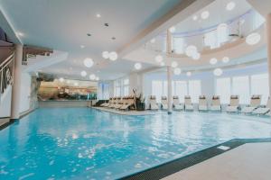 The swimming pool at or close to Wellnesshotel Aumühle