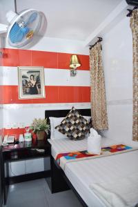 Giường trong phòng chung tại David Lounge