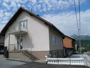 Nespecifikovaný výhled na hory nebo výhled na hory při pohledu z apartmánu