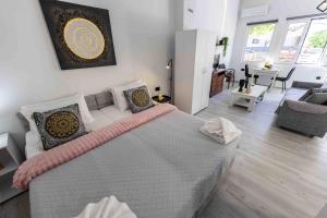 Evestudioskos tesisinde bir odada yatak veya yataklar
