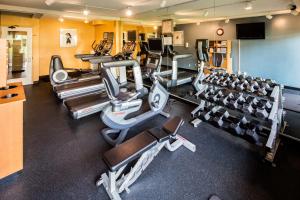 Fitness centrum a/nebo fitness zařízení v ubytování Red Lion Hotel Bellevue