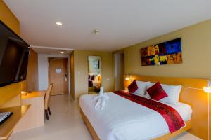 Afbeelding uit fotogalerij van Aspery Hotel - SHA Certified in Patong Beach