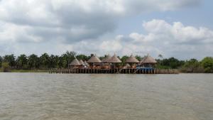 Afbeelding uit fotogalerij van Hotel Restaurant Chez Theo in Bopa +98 foto's