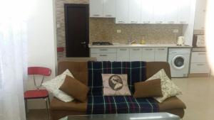 Kuchyň nebo kuchyňský kout v ubytování Isramax Jerusalem Apartment in Bat-Yam