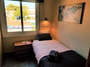 Posteľ alebo postele v izbe v ubytovaní Marina Port & Beach-Apartment