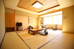 Гостиная зона в Nakajimaya Ryokan