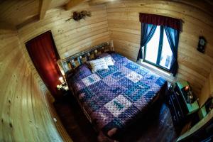 Fotografia z galérie ubytovania The Little Mountain Cabin v destinácii Borlova