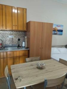 Gallery image of Mani GuestHouse in Kyparissos