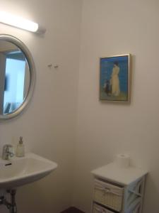 Et badeværelse på Hotel Højbysø