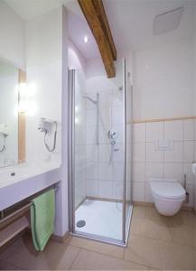 Koupelna v ubytování Landgasthof Hirschen