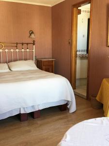 Cama ou camas em um quarto em Eco Hostal Offenbacher-Hof