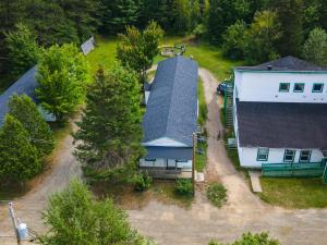 an overhead view of a house with a roof at Camp Val Notre-Dame in Herouxville
