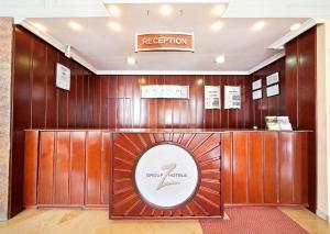 Certifikát, hodnocení, plakát nebo jiný dokument vystavený v ubytování Selen Hotel