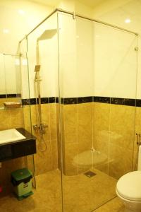 Ванная комната в Quang Trung Phu Quoc Hotel