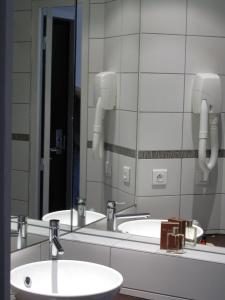 Gallery image of Source Hôtel in Paris