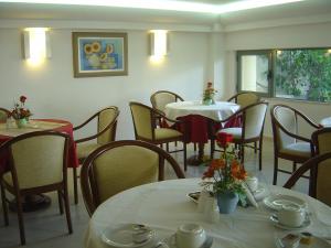 Posezení v ubytování Elysee Hotel