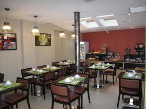 Restaurace v ubytování Source Hôtel