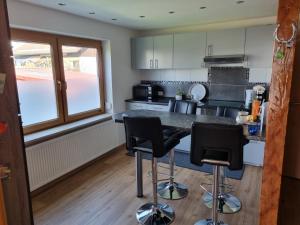 Cuina o zona de cuina de Privatunterkunft Straubing
