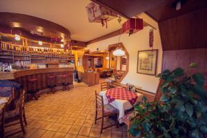 Restaurace v ubytování Gasthof Bokan
