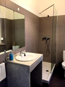 Koupelna v ubytování Lisbonera Guest House