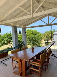 Un balcon sau o terasă la Alsalos