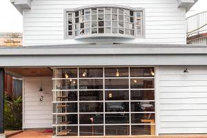 a store front with a large glass window at Shimanto Hutte in Shimanto-cho