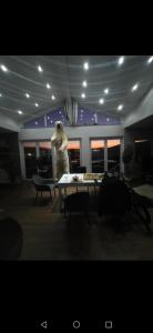 a statue of a polar bear in a living room at Zimmer zum übernachten wg in Münsingen