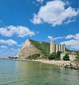 a view of the shore of a body of water at Апартамент АТЕА in Kavarna