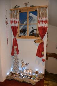 Foto dalla galleria di Hotel Gasthaus Schwarzenstein a Ginzling