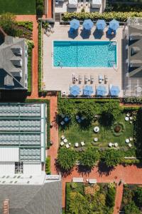 an overhead view of a resort with a swimming pool at Canoe Place Inn & Cottages in Hampton Bays